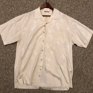 TOMMY BAHAMA BUTTON DOWN SHIRT